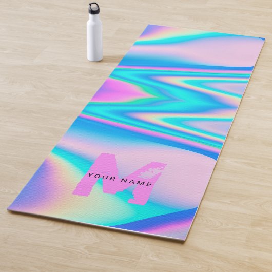 Tapis De Yoga Holographie rose Abstraite personnalisée y2k Nom M (En situation)