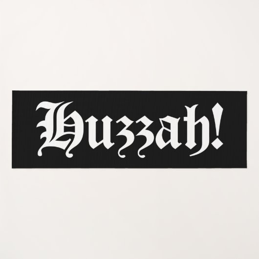 Tapis De Yoga Huzzah ! {Typographie médiévale} (Devant (Horizontal))