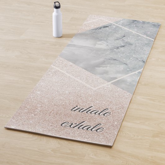 Tapis De Yoga Inhale Exhale Elégant Space Marble Gold Sprinkine (En situation)