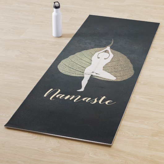 Tapis De Yoga Instructeur de Yoga Pose Bodhi Leaf Arbre Noir & O (En situation)
