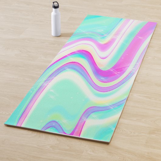 Tapis De Yoga Iridescente Holographique Liquide Swirl (En situation)
