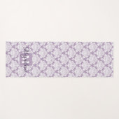 Tapis De Yoga Lacy White Damask sur Lavender Monogramme (Devant (Horizontal))