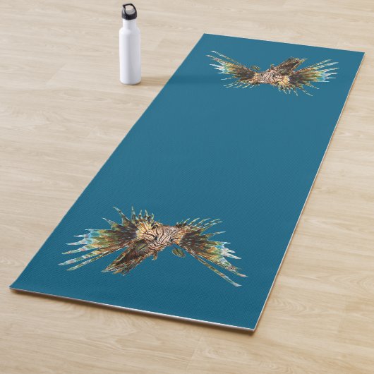 Tapis De Yoga Lionfish - Conception abstraite - Découpe d'une ph (En situation)