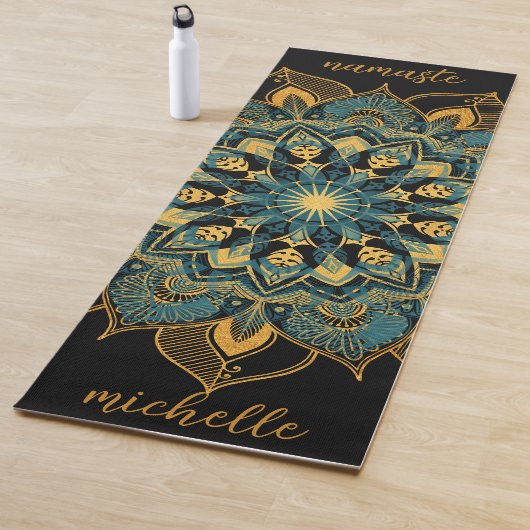 Tapis de Yoga Mandala en Or (En situation)
