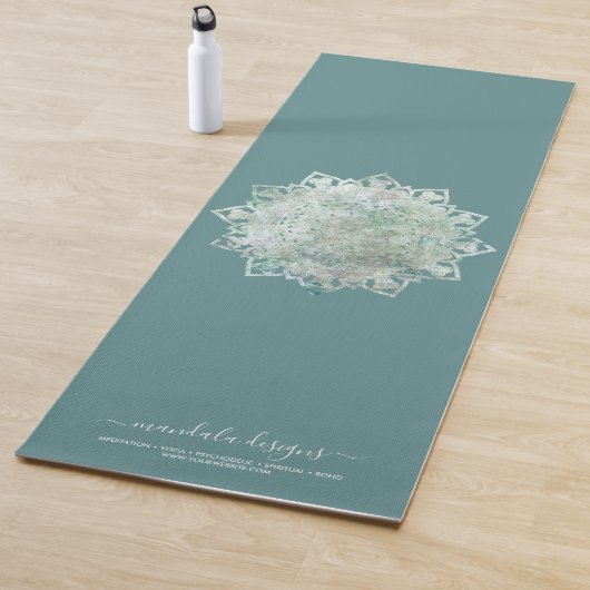 Tapis De Yoga Mandala vert noir double face (En situation)