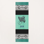 Tapis De Yoga Manta Ray Polynesian Pattern Teal Green Monogram  (Devant)