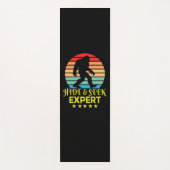 Tapis De Yoga Masquer Et Chercher Expert Bigfoot Drôle (Devant)