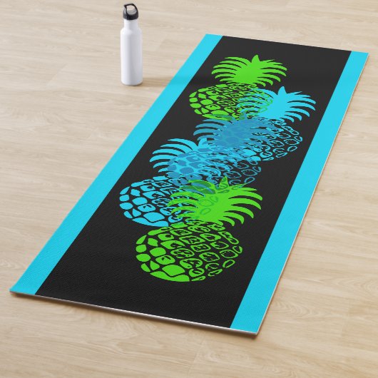 Tapis De Yoga Momona ananas rayé Hawaiien réversible (En situation)