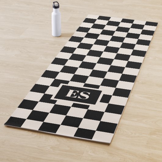 Tapis De Yoga Monogram Black Cream Checkered Pattern (En situation)