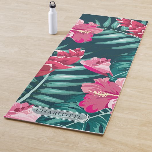 Tapis De Yoga Monogramme de fleurs exotiques estivales (En situation)