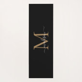 Tapis De Yoga Monogramme d'or noir moderne Élégant Script fémini (Dos)