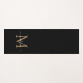 Tapis De Yoga Monogramme d'or noir moderne Élégant Script fémini (Devant (Horizontal))