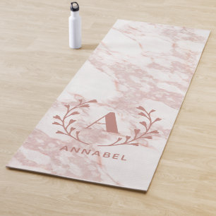 Tapis De Yoga Monogramme en marbre rose Toute initiale et nom pe