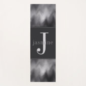 Tapis De Yoga Monogramme moderne noir blanc (Devant)