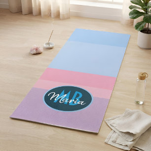 Tapis De Yoga Monogramme personnalisé rayé pastel rose et bleu