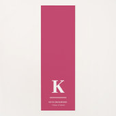 Tapis De Yoga Monogramme typographique rose chaud (Devant)