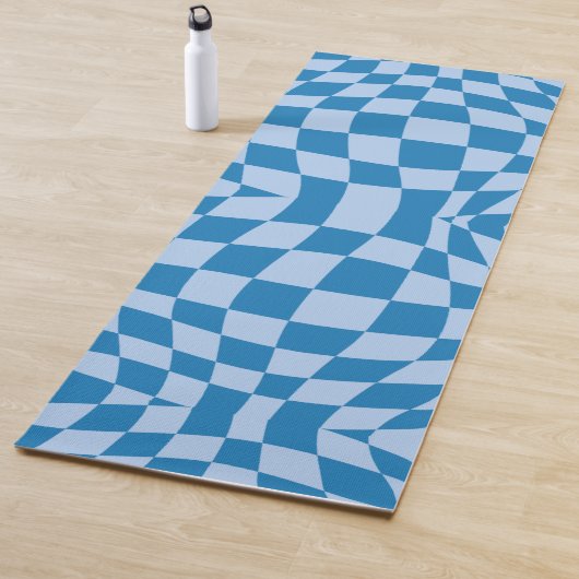 Tapis De Yoga Motif À damiers bleu (En situation)