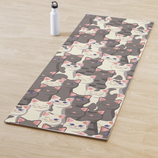 Tapis De Yoga Motif de chats blancs et gris (En situation)