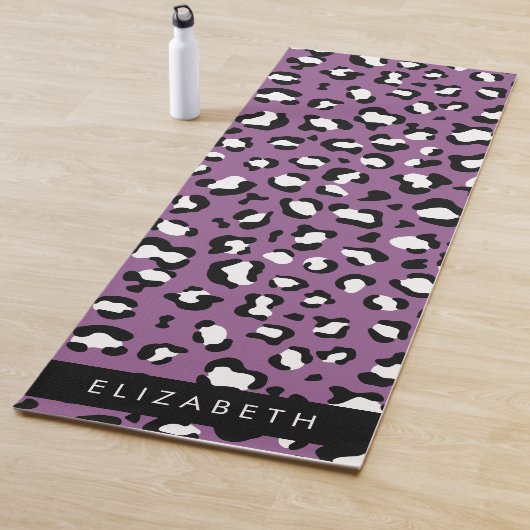 Tapis De Yoga Motif léopard, Spots, Leopard pourpre, Votre Nom (En situation)