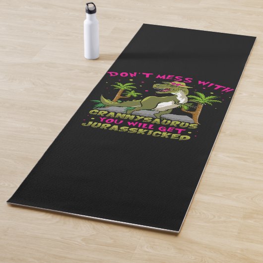 Tapis De Yoga Ne manquez pas Grannysaurus Yoga Mat (En situation)