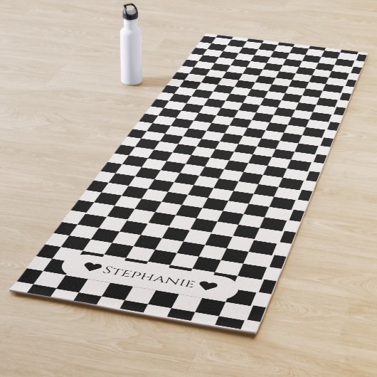Tapis De Yoga Noir et blanc avec nom (En situation)