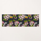 Tapis De Yoga Oiseaux et fleurs en noir (Devant (Horizontal))