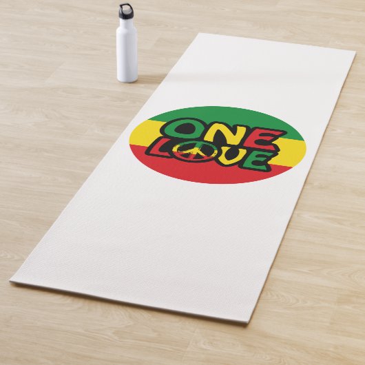 Tapis De Yoga One Love, Reggae design avec des couleurs reggae (En situation)