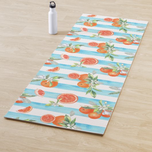 Tapis De Yoga Oranges sur bandes turquoise et blanche (En situation)