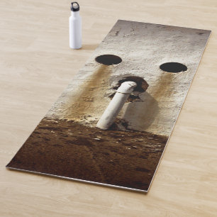 Tapis De Yoga Photographie de tuyau d'eau urbain exposé