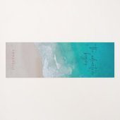 Tapis De Yoga plage de sable tropical océan l'aventure commence (Dos (Horizontal))