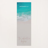 Tapis De Yoga plage de sable tropical océan l'aventure commence (Dos)