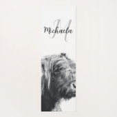 Tapis De Yoga Portrait de vache Highland premier monogramme noir (Dos)