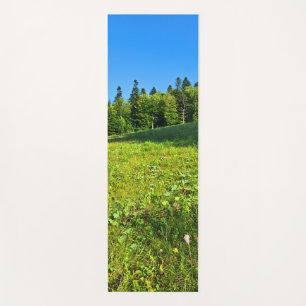 Tapis De Yoga Prairie verte des Carpates – Impression de montagn