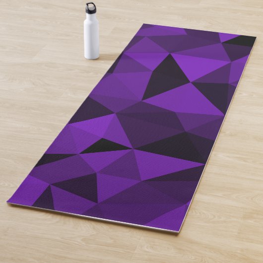 Tapis De Yoga Purple black geometric mesh pattern (En situation)