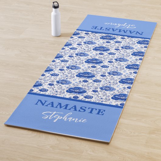 Tapis De Yoga Rococo Blue Floral Elegance Nom (En situation)