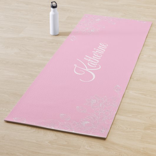 Tapis De Yoga Simple Moderne Floral Script Nom Rose Pâle Lotus (En situation)
