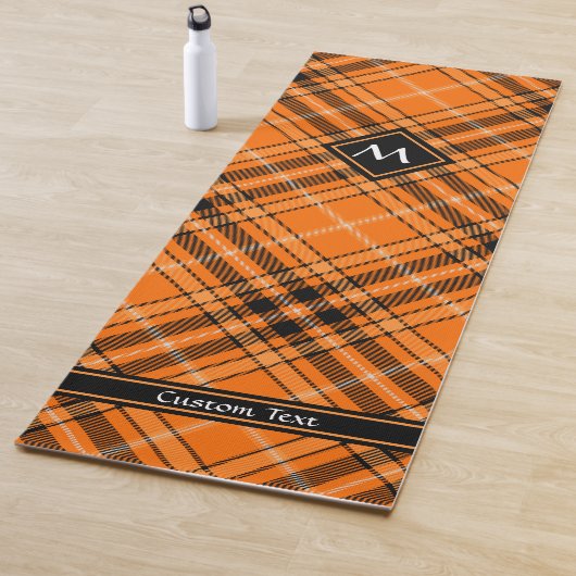 Tapis De Yoga Tartan orange d'Halloween (En situation)
