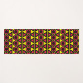 Tapis De Yoga triangle rouge hawaïen jaune (Devant (Horizontal))