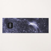 Tapis De Yoga Violet violet peri noir galaxie abstraite Monogram (Devant (Horizontal))
