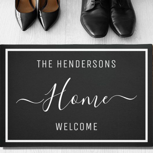 Tapis noir de la famille customisée
