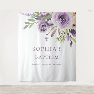 Tapisserie de baptême aux fleurs de rose violette