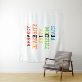 Tapisserie de fierté (En situation)