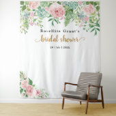 Tapisserie de mariage fabuleuse à fleurs roses  (En situation)