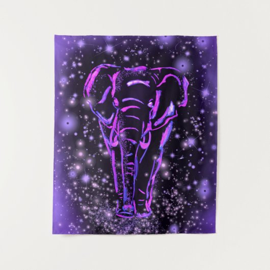 Tapisserie d'éléphant violet marchant dans la nuit (Devant)