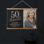 Tapisserie Suspendue 50 et fabuleux Elegant Black 50th Birthday Photo<br><div class="desc">50 et fabuleux Elegant Black 50th Birthday Photo Hanging Tapestry. 50 et texte fabuleux en script tendance avec un nom sur un arrière - plan noir. Personnalisez-le avec votre photo, votre nom et l'âge, et faites votre propre décor de fête d'anniversaire. C'est un grand signe et un décor pour la...</div>