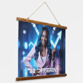 TAPISSERIE SUSPENDUE BE DIFFERENT (Angulaire)