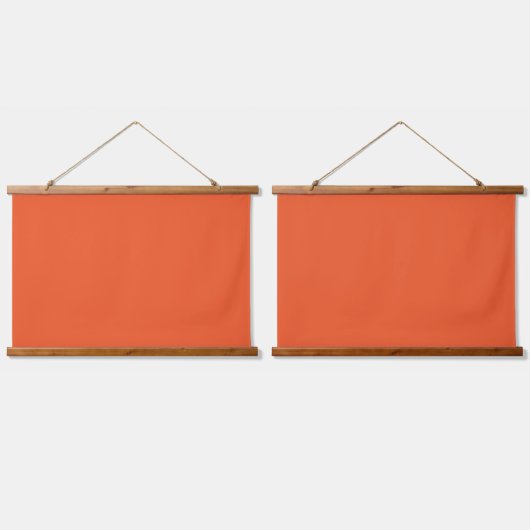 Tapisserie Suspendue Carré orange avec bordure blanche, création d'un v (Double)