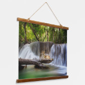 Tapisserie Suspendue Cascade d'Erawan avec des cerfs relaxants (Angulaire)