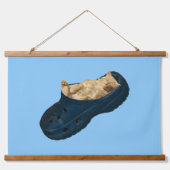 Tapisserie Suspendue Chaton Dormant Dans Une Chaussure Croc, Mur Suspen (Devant)