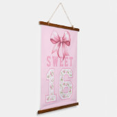 Tapisserie Suspendue Coquette rose sucré 16 Université (Angulaire)